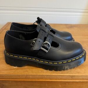 NWOT Doc Martens Mary Janes Black size 6
